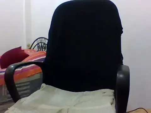 Snapshot of TricksySL chatting on 02-15-26, 04:03 TricksySL online show from 02-15-26, 04:03