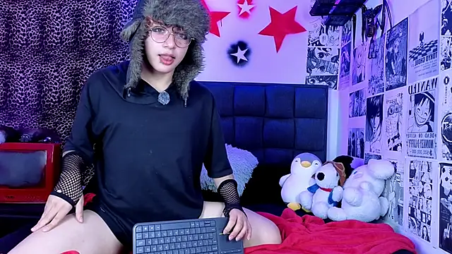 Snapshot of Apolo_Ushi chatting on 11-23-25, 07:57 Apolo Ushi online show from 11-23-25, 07:57