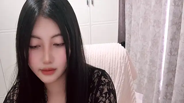 Snapshot of XIAOFENG-2025 chatting on 06-17-26, 04:48 XIAOFENG-2025 online show from 06-17-26, 04:48