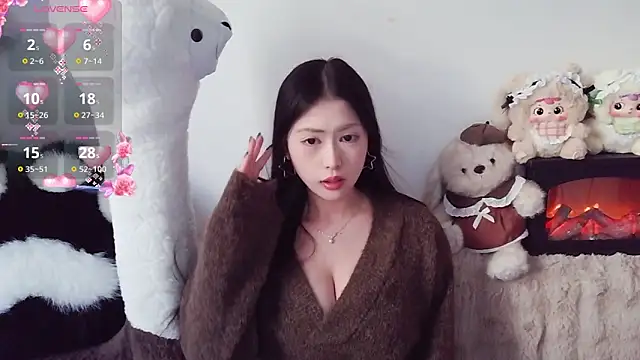 Snapshot of TuTu-077 chatting on 02-07-26, 05:00 TuTu-077 online show from 02-07-26, 05:00