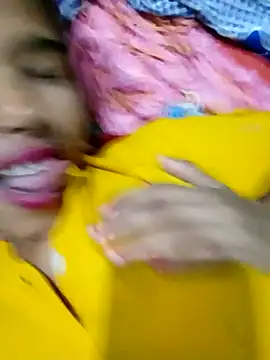 Snapshot of Hott_myraa chatting on 12-01-25, 01:10 Hott myraa online show from 12-01-25, 01:10