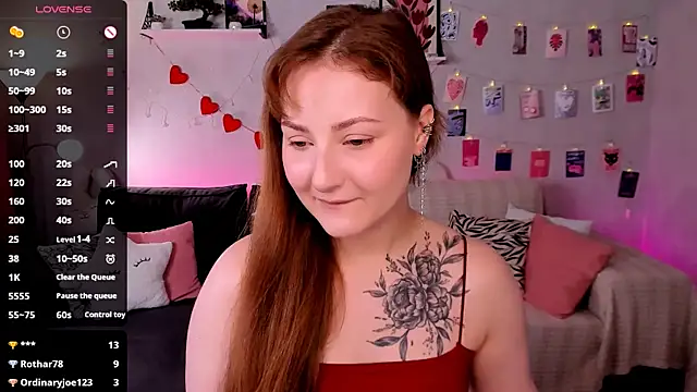 velvet cherry  online show from 07-16-26, 09:04
