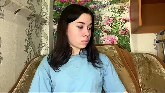 Snapshot of DebbiGoodknight chatting on 01-07-26, 11:12 DebbiGoodknight online show from 01-07-26, 11:12