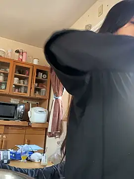 Snapshot of URORI0407 chatting on 12-01-25, 01:10 URORI0407 online show from 12-01-25, 01:10