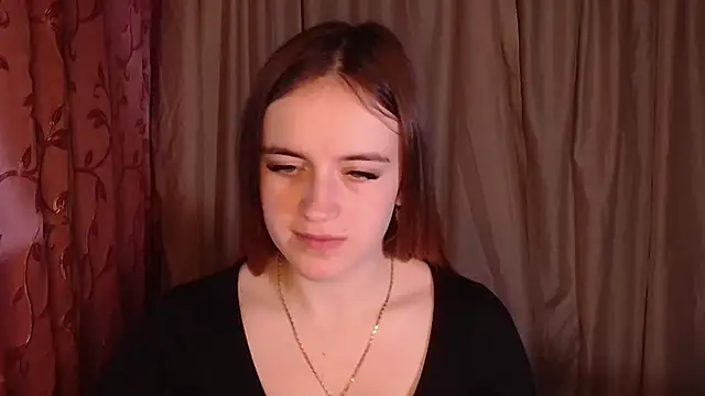 Snapshot of Illa_May chatting on 12-05-25, 06:44 Illa May online show from 12-05-25, 06:44