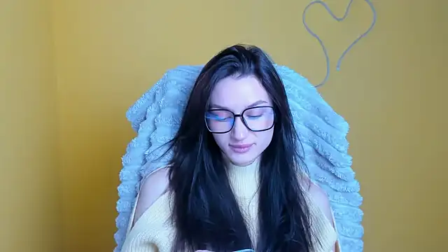 Snapshot of Stella_XO chatting on 12-05-25, 06:33 Stella XO online show from 12-05-25, 06:33