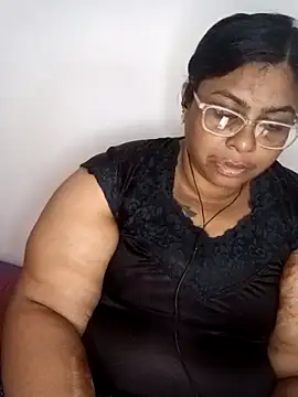 Snapshot of Riya-mallus chatting on 12-03-25, 08:12 Riya-mallus online show from 12-03-25, 08:12