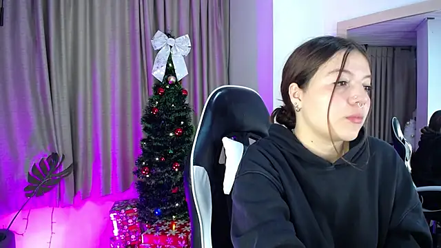 MeridaDunbroch online show from 12-16-25, 12:43