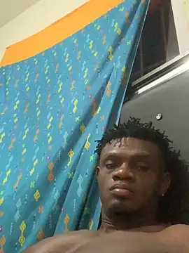 Snapshot of laperson chatting on 12-02-25, 02:39 laperson online show from 12-02-25, 02:39