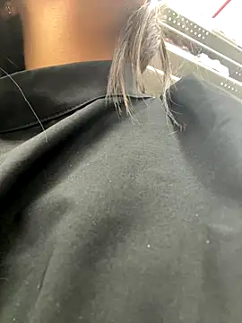 Snapshot of Sammyy_torres chatting on 12-18-25, 12:27 Sammyy torres online show from 12-18-25, 12:27