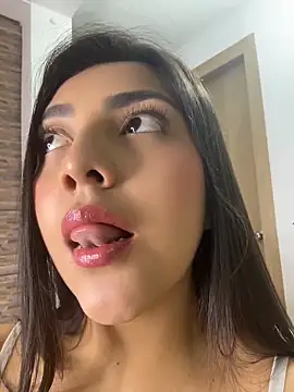 Sammyy torres online show from 04-11-26, 05:01