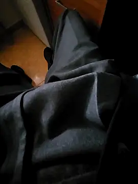 Raika25 online show from 11-28-25, 01:36