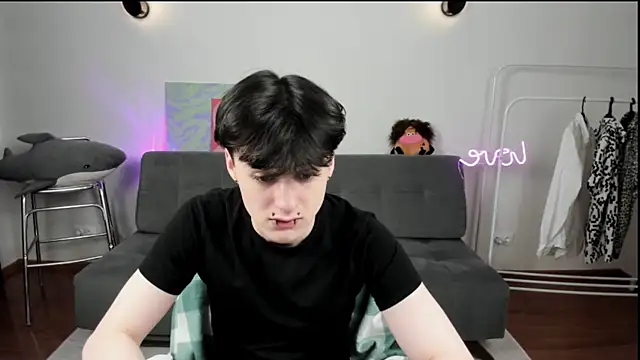 kevinhunter  online show from 11-27-25, 03:47