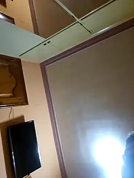 Snapshot of CDY74 chatting on 11-30-25, 05:33 CDY74 online show from 11-30-25, 05:33