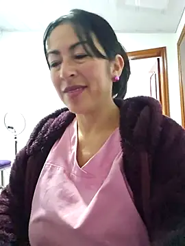 JustSamantha  online show from 04-18-26, 10:52