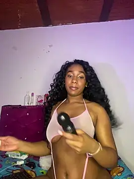 Snapshot of Annaa_Hott chatting on 12-16-25, 05:23 Annaa Hott online show from 12-16-25, 05:23