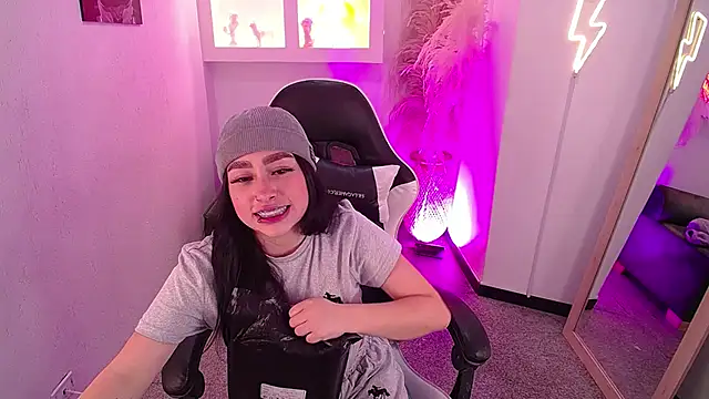 Snapshot of vallolett chatting on 02-07-26, 11:08 vallolett online show from 02-07-26, 11:08