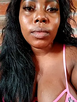 Snapshot of nani_will chatting on 12-15-25, 04:11 nani will online show from 12-15-25, 04:11