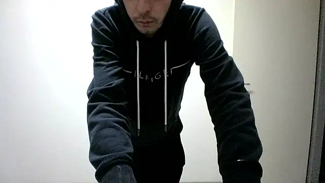 Snapshot of kefke159 chatting on 01-08-26, 04:31 kefke159 online show from 01-08-26, 04:31