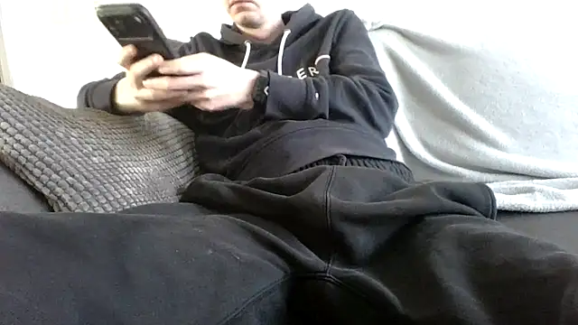 kefke159 online show from 04-06-26, 04:52