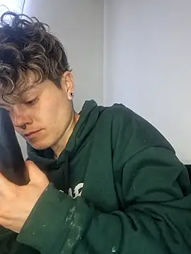 Snapshot of megan_NL chatting on 12-03-25, 09:35 megan NL online show from 12-03-25, 09:35