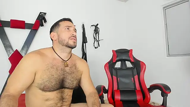 Snapshot of RoughSex_and_BDSM chatting on 11-28-25, 04:15 RoughSex and BDSM online show from 11-28-25, 04:15