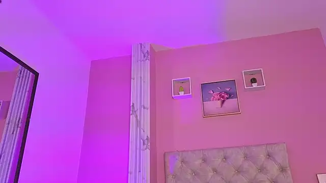 dahianae   online show from 04-02-26, 11:41