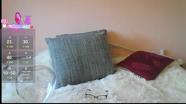 Snapshot of LisaHoneyLisa chatting on 03-08-26, 08:51 LisaHoneyLisa online show from 03-08-26, 08:51