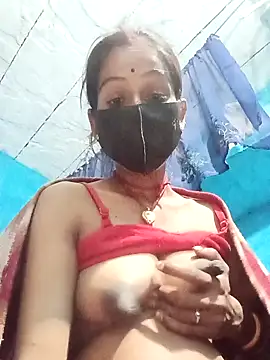 Snapshot of Nandani-758 chatting on 12-16-25, 11:43 Nandani-758 online show from 12-16-25, 11:43