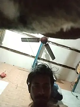 Snapshot of Poojadick chatting on 11-22-25, 08:19 Poojadick online show from 11-22-25, 08:19