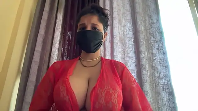Snapshot of Smita_silk69 chatting on 06-27-26, 06:29 Smita silk69 online show from 06-27-26, 06:29