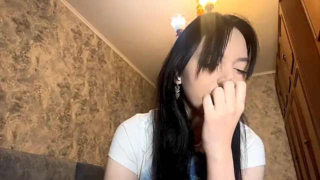 Snapshot of KiyokoEeds chatting on 12-03-25, 02:26 KiyokoEeds online show from 12-03-25, 02:26