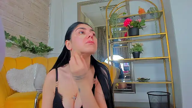 SerennaNoir online show from 01-10-26, 05:42