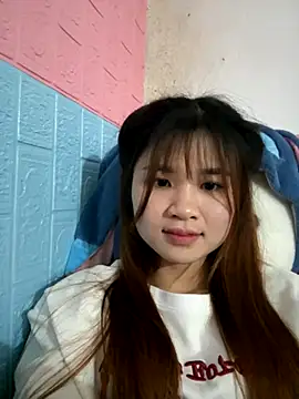 Snapshot of Spring-spring chatting on 11-26-25, 07:04 Spring-spring online show from 11-26-25, 07:04