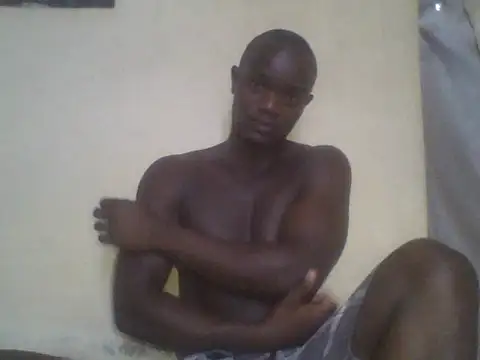 Snapshot of UsTwo_ chatting on 11-27-25, 03:19 UsTwo online show from 11-27-25, 03:19