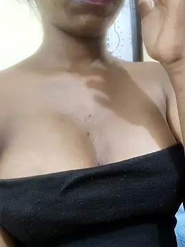 Simran 0011 online show from 03-18-26, 02:04