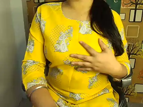 Snapshot of Teri_Shakhi chatting on 12-05-25, 03:48 Teri Shakhi online show from 12-05-25, 03:48