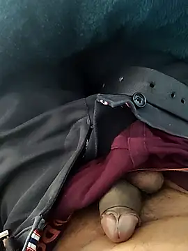 Snapshot of Hotboylumia_825321 chatting on 11-26-25, 11:11 Hotboylumia 825321 online show from 11-26-25, 11:11