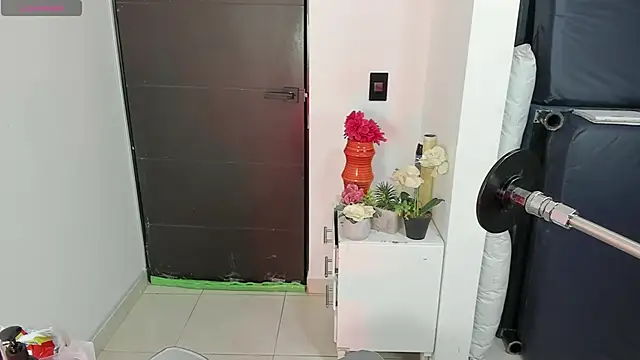 Latina candy01 online show from 03-26-26, 07:08