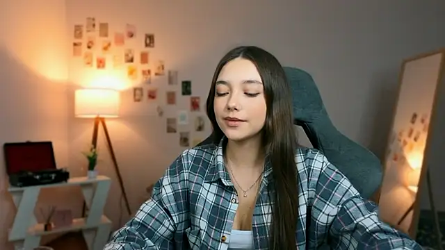 Vexorine online show from 03-19-26, 07:40