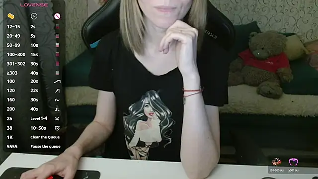   Katherine    online show from 11-25-25, 03:34