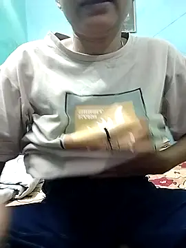 Miss tinaaa online show from 11-23-25, 08:58