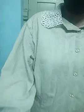 Miss tinaaa online show from 11-27-25, 10:39