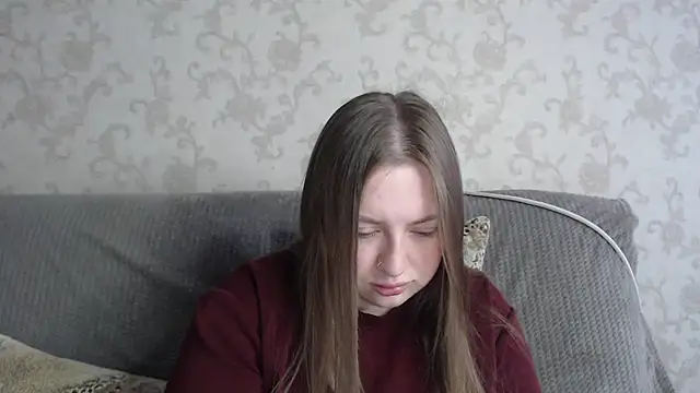 Snapshot of GirlPlayer chatting on 05-18-26, 02:40 GirlPlayer online show from 05-18-26, 02:40