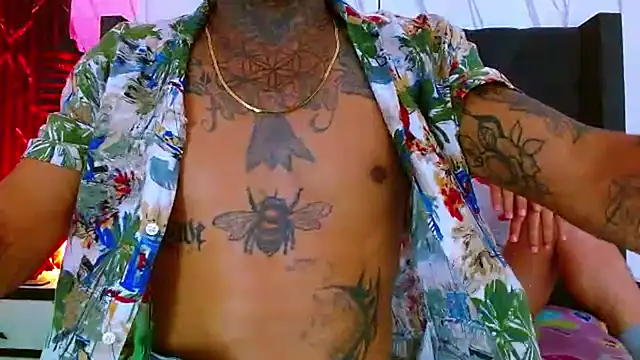 Snapshot of Hot_Latino_x chatting on 11-26-25, 07:15 Hot Latino x online show from 11-26-25, 07:15