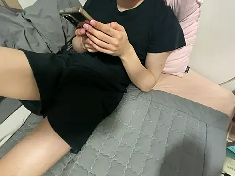   kim online show from 06-03-26, 02:08
