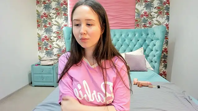 Snapshot of MonicaSway chatting on 12-05-25, 04:03 MonicaSway online show from 12-05-25, 04:03