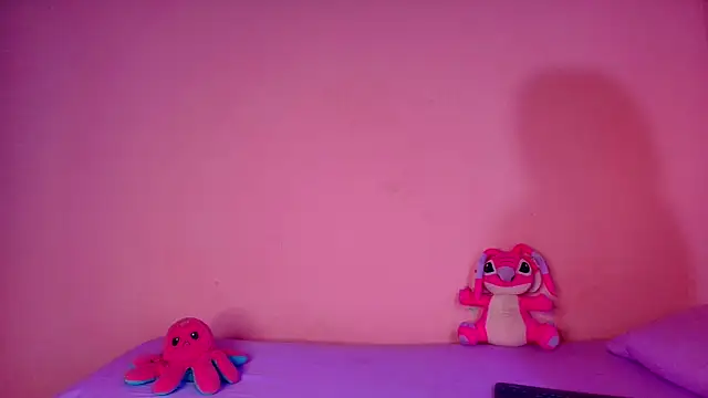 Snapshot of Venus2357 chatting on 02-19-26, 02:40 Venus2357 online show from 02-19-26, 02:40