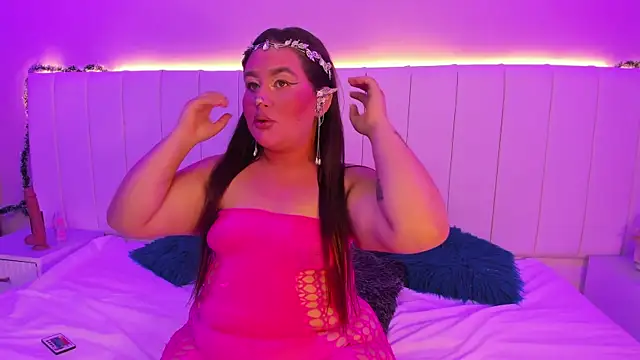 Snapshot of laurengarcia chatting on 11-30-25, 09:24 laurengarcia online show from 11-30-25, 09:24