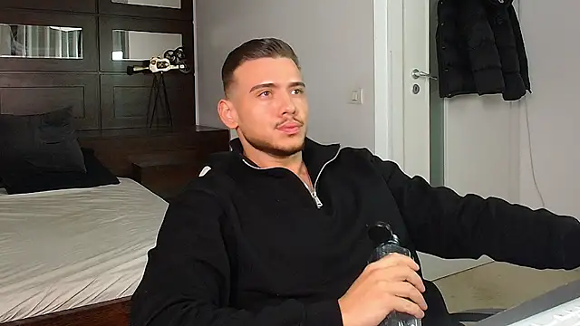 Snapshot of ElijahThorne chatting on 01-14-26, 05:02 ElijahThorne online show from 01-14-26, 05:02